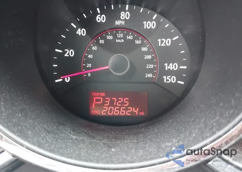 2011 Kia Sorento Lx z USA, uszkodzony, nr VIN 5XYKT3A12BG126527